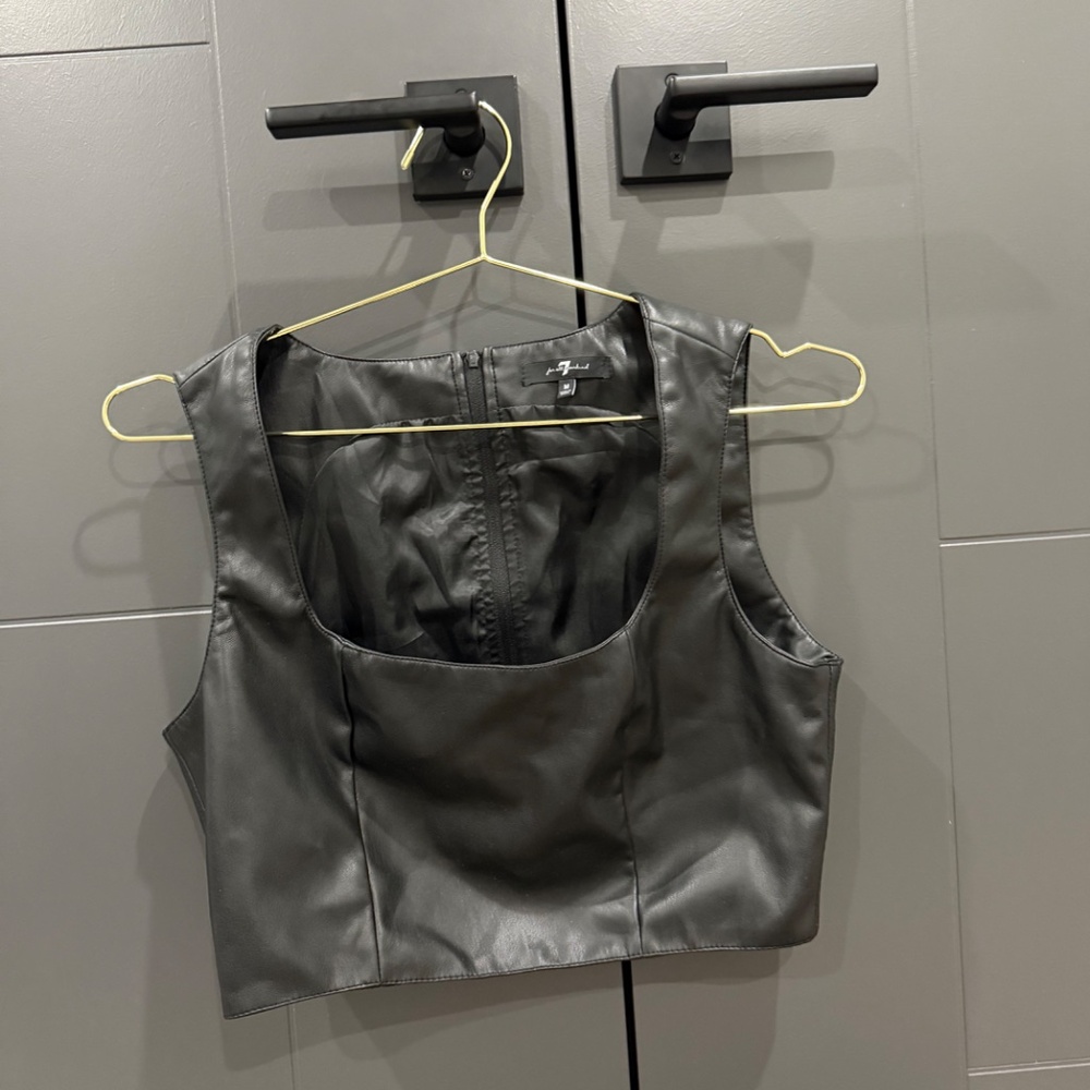 Matching leather set - Picture 2 of 3